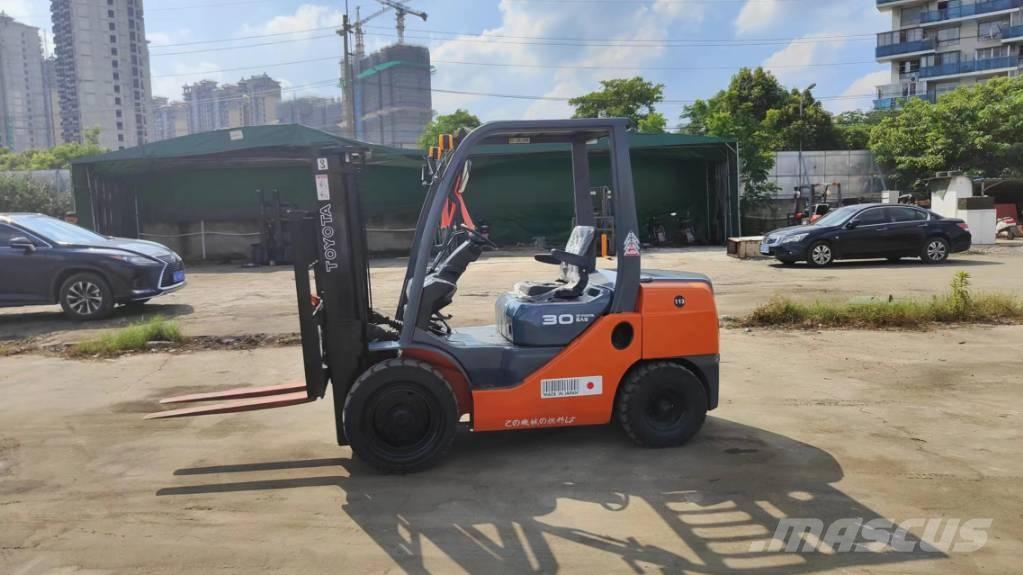 Toyota FD30 디젤 지게차