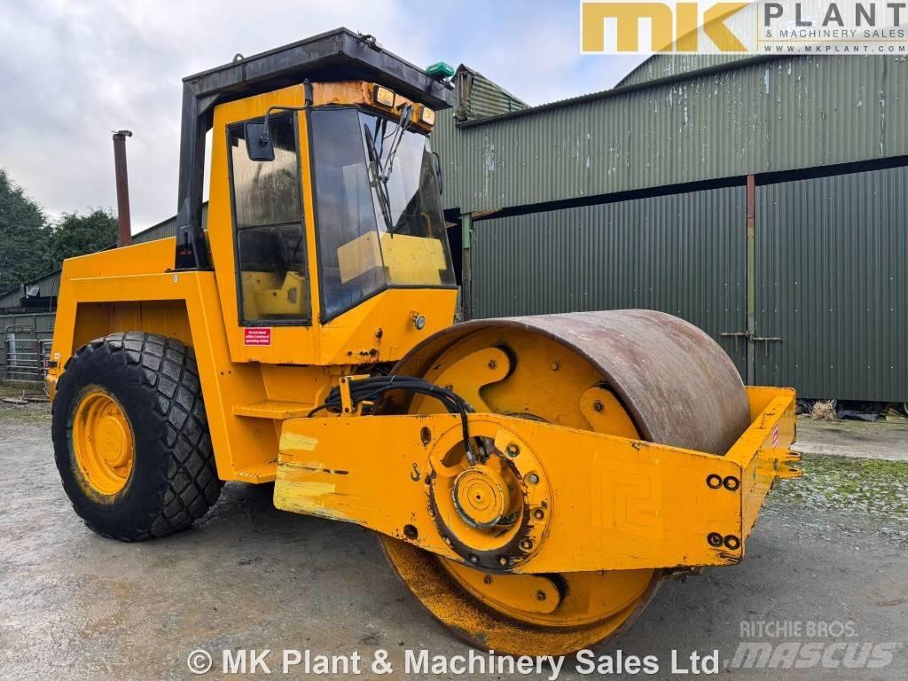 Bomag BW 213 D-2 싱글 드럼 롤러