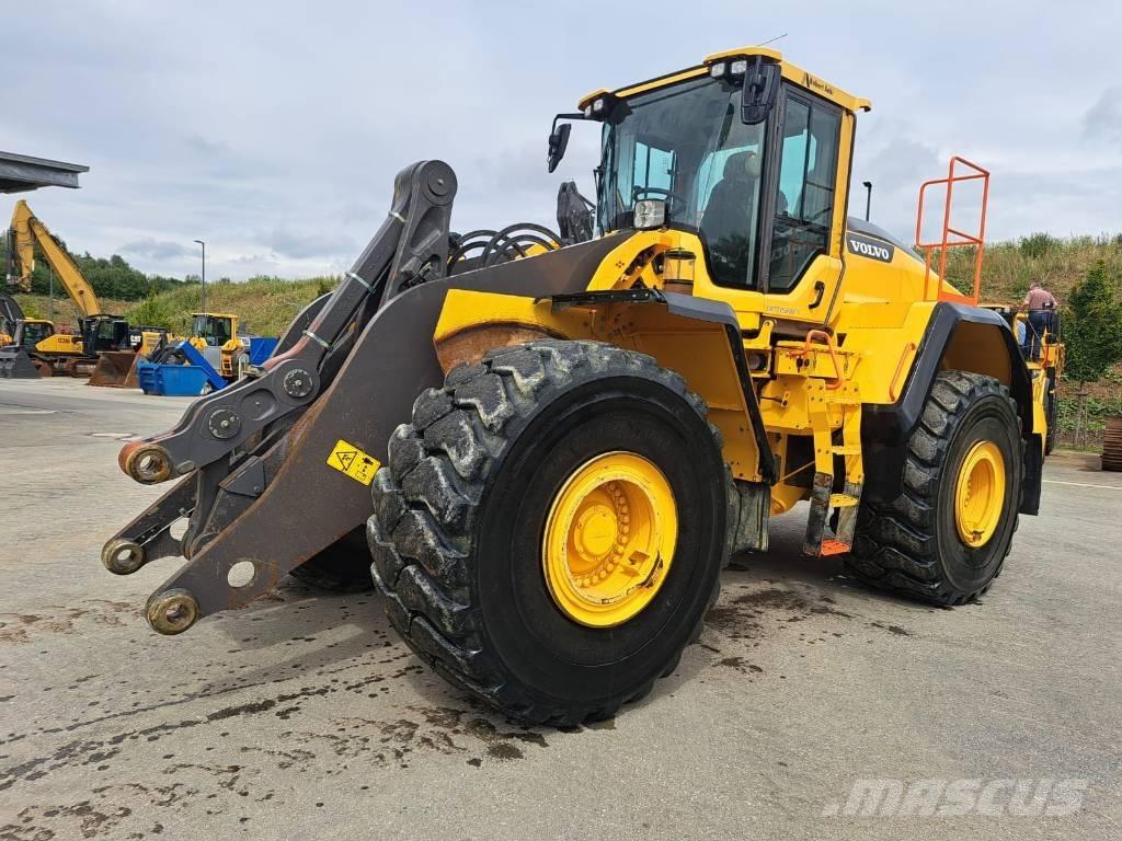 Volvo L220H  휠로우더