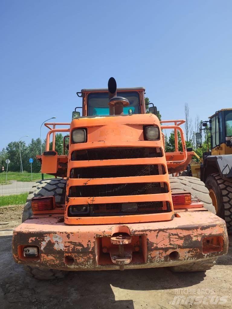Fiat-Hitachi W 190  휠로우더