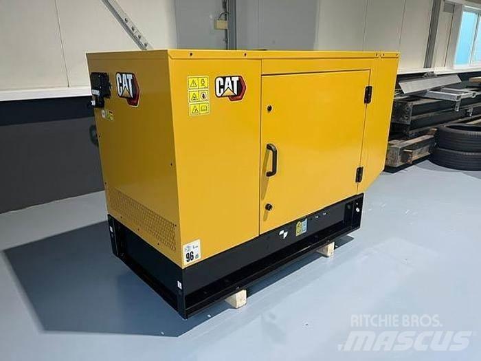 CAT DE 22 E3 기타 발전기