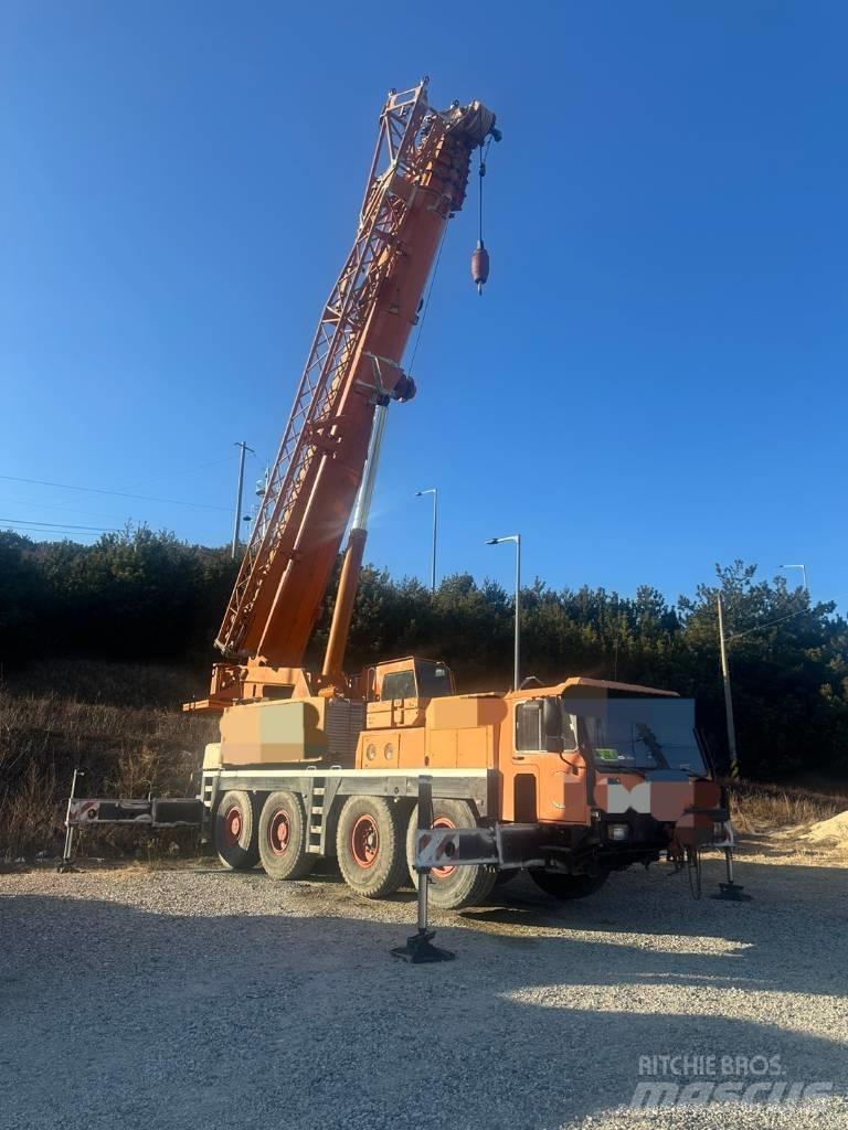 Liebherr LTM 1090-2 A/T 크레인