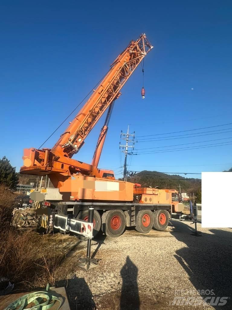 Liebherr LTM 1090-2 A/T 크레인