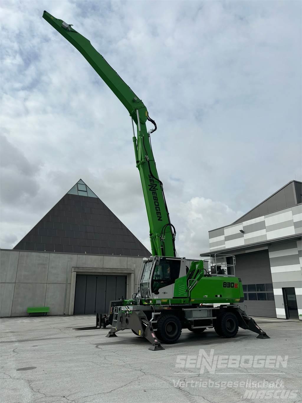 Sennebogen 830 M 폐기물/산업 처리기