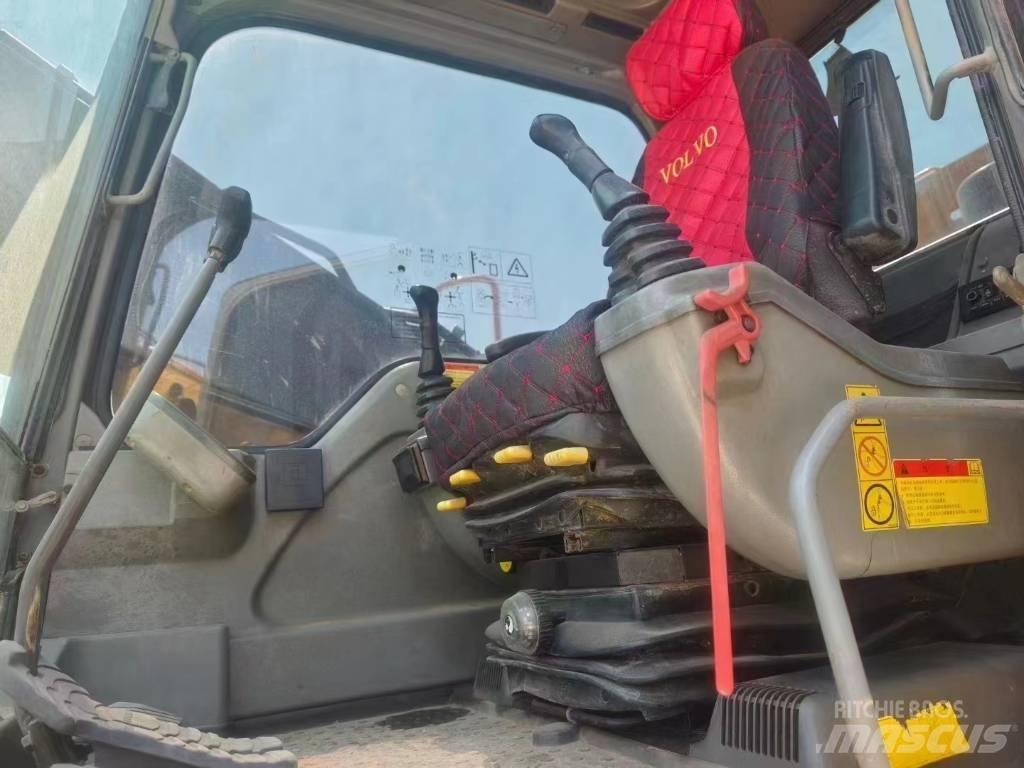 Volvo EC 210 대형 굴삭기 29톤 이상