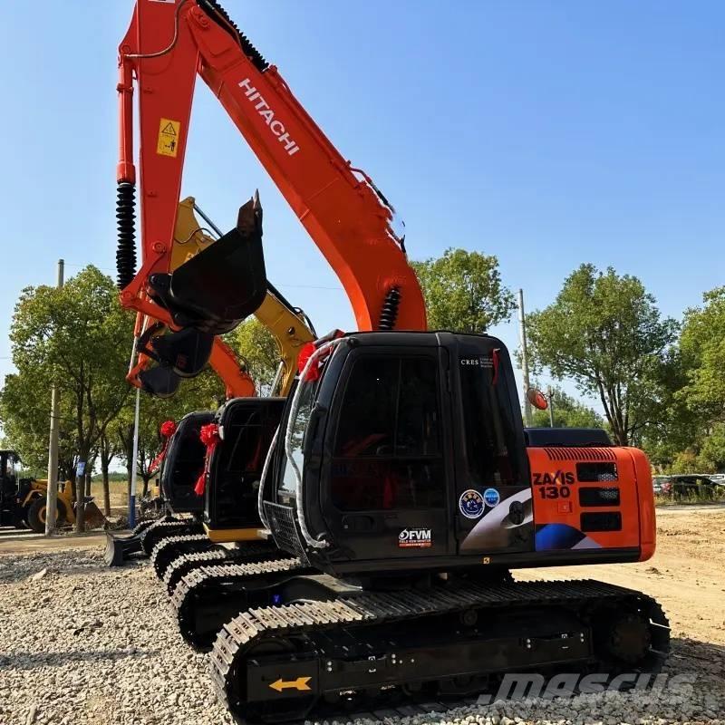 Hitachi ZX 130 대형 굴삭기 29톤 이상