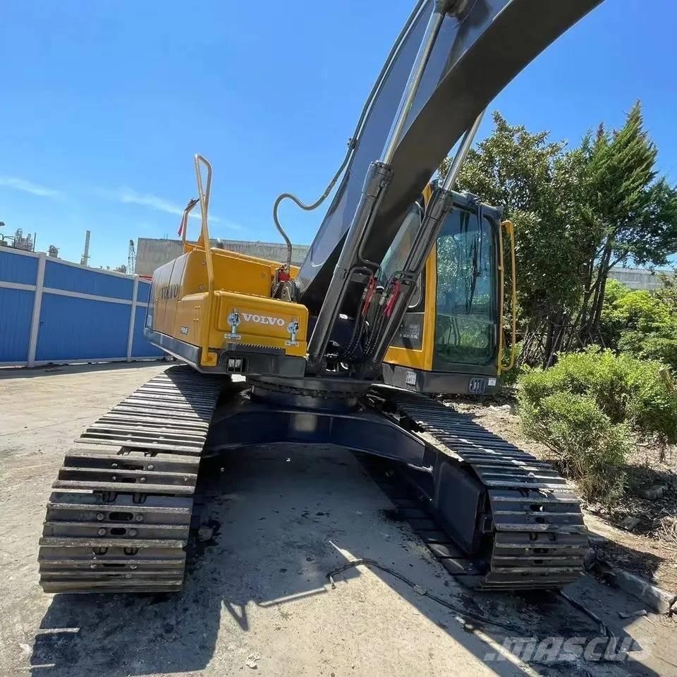 Volvo EC210B 대형 굴삭기 29톤 이상