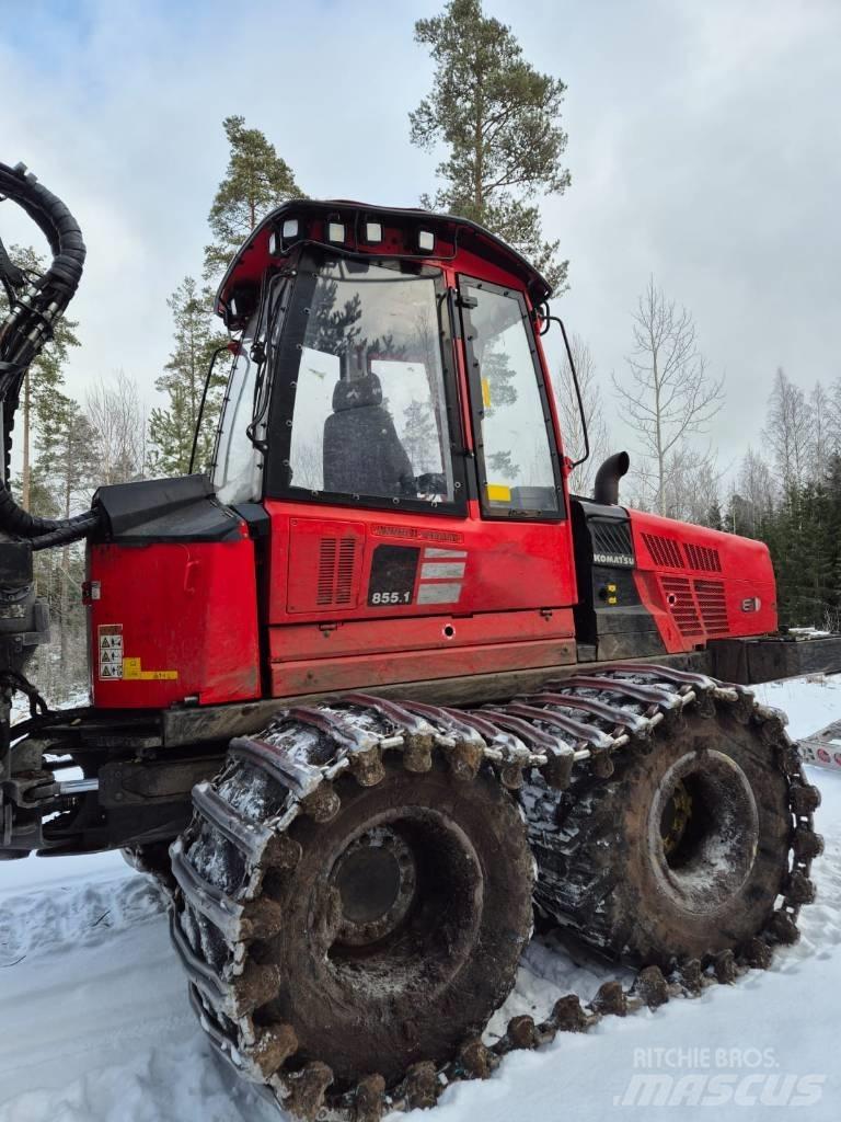 Komatsu 855.1 원목 포워더