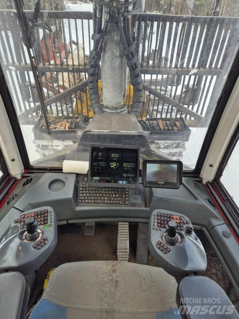 Komatsu 855.1 원목 포워더