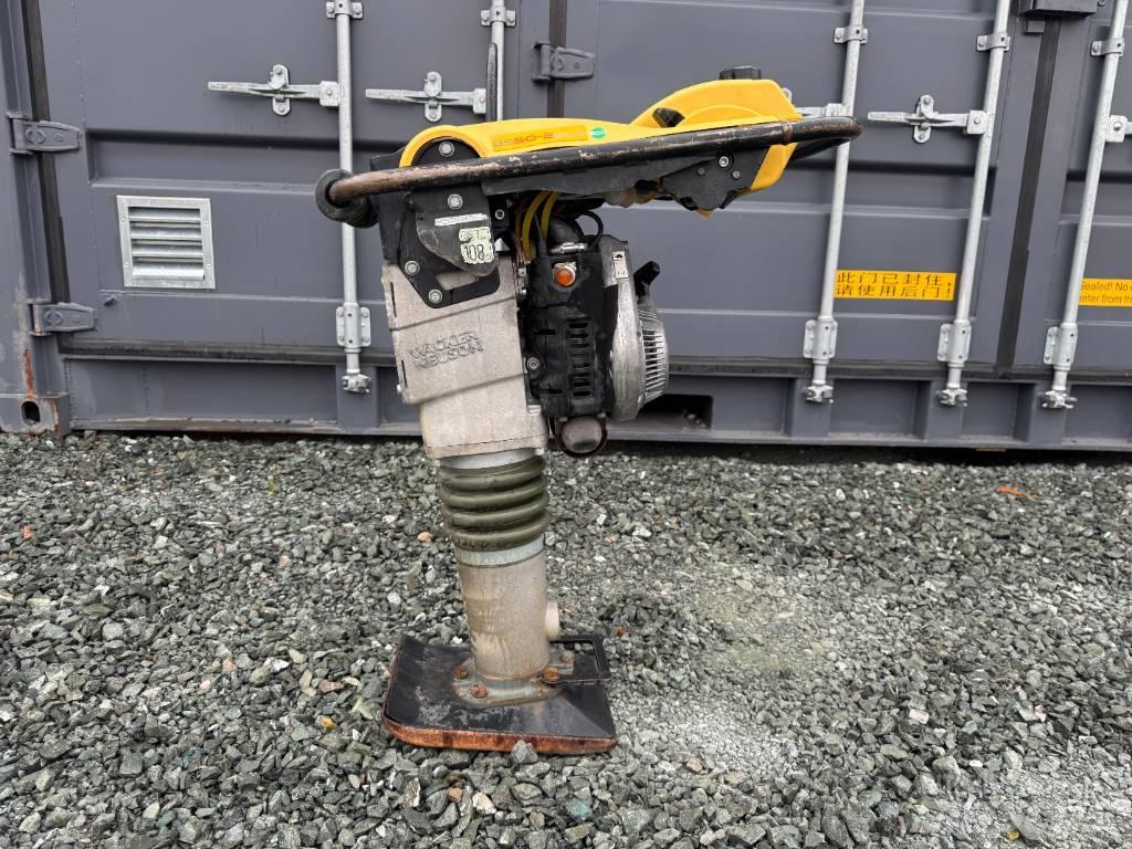 Wacker Neuson BS50-2 탬퍼