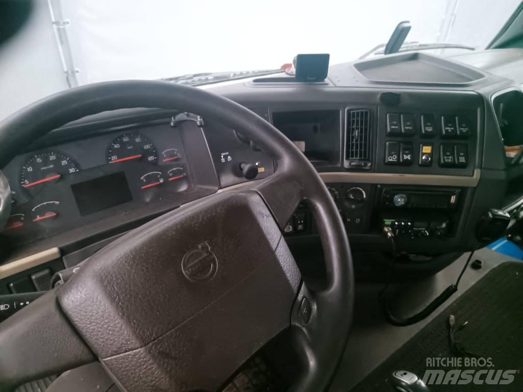 Volvo FH 520 목재 트럭