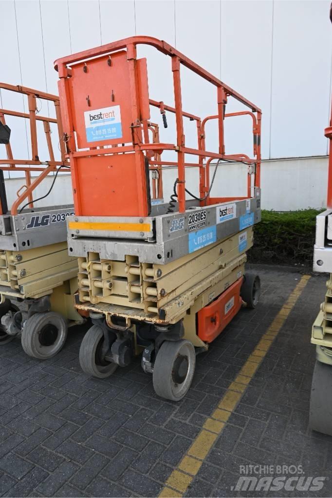 JLG 2030 ES 가위형 리프트