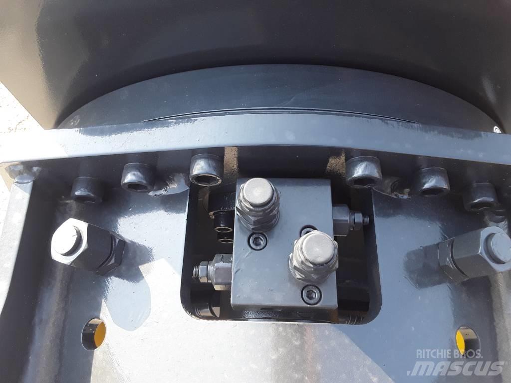 Mustang RH20 크러셔