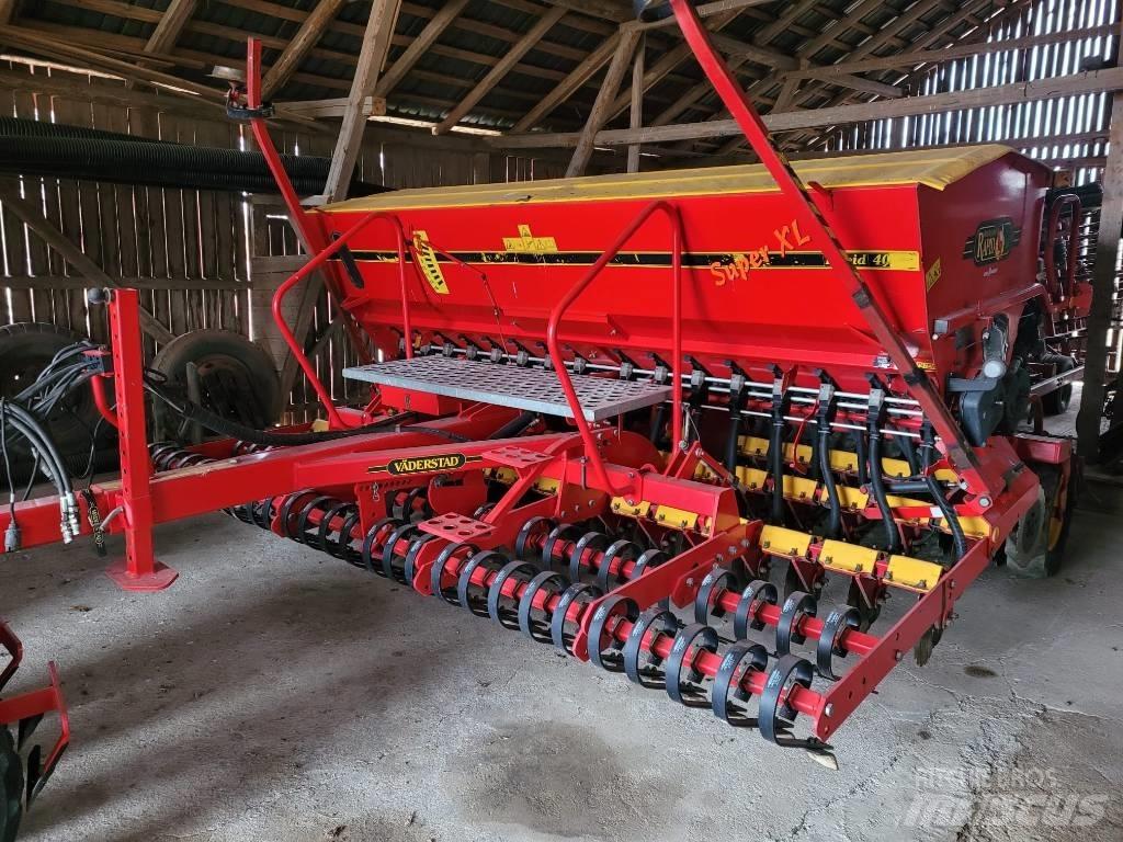 Väderstad Rapid400C 드릴