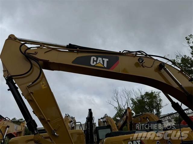 CAT 320 D 대형 굴삭기 29톤 이상