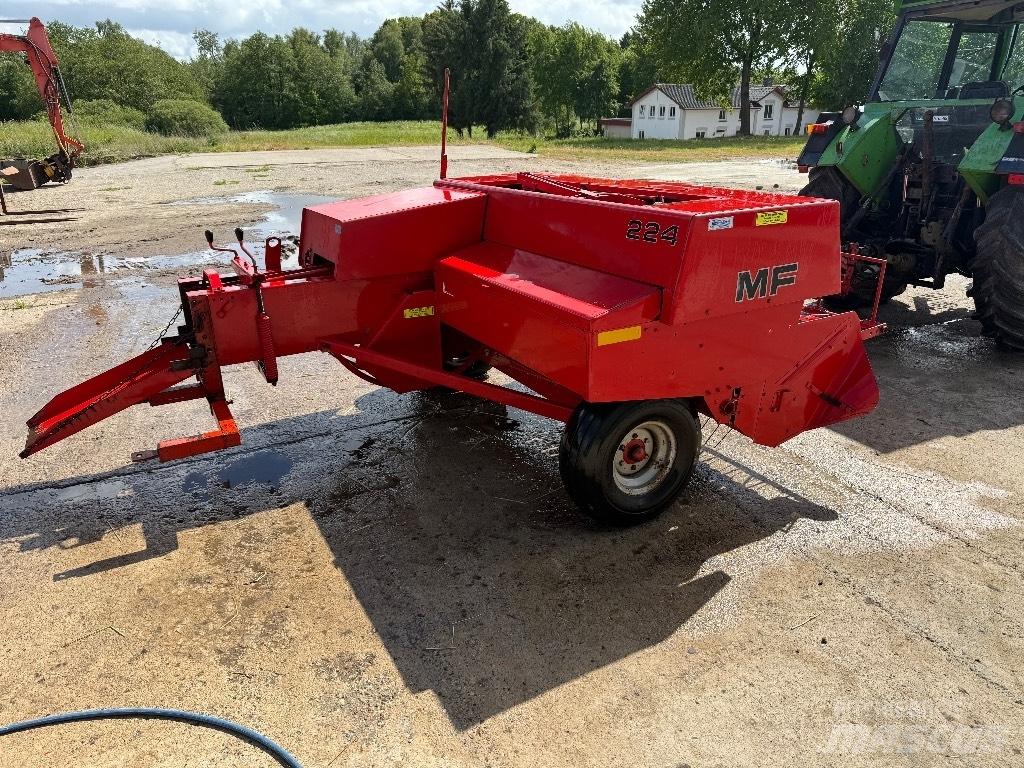 Massey Ferguson 224 각형 곤포기