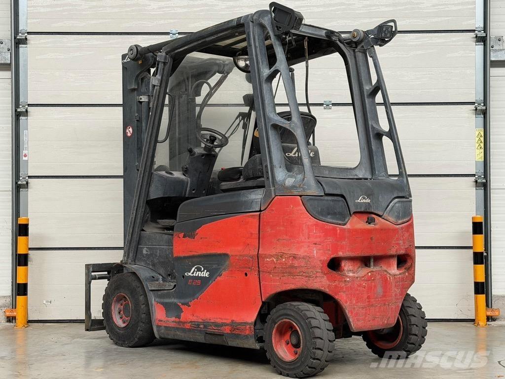 Linde E25H-01/600 전동 지게차