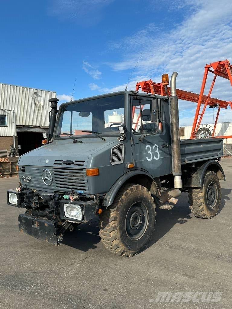 Unimog U 1400 트랙터 유닛