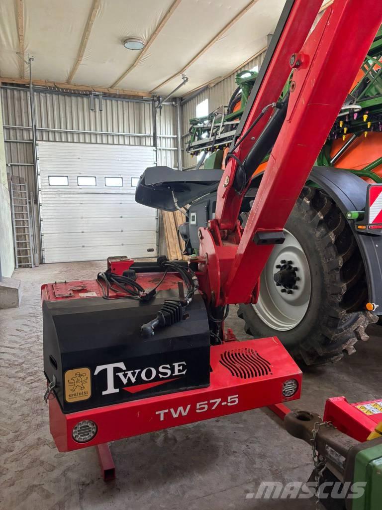 McConnel Twose 57-5 목장 제초기 및 토퍼