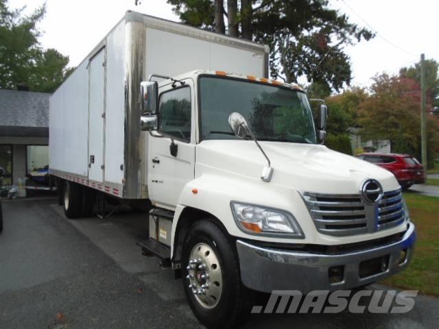 Hino 358 패널 화물차