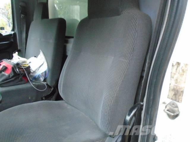 Hino 358 패널 화물차