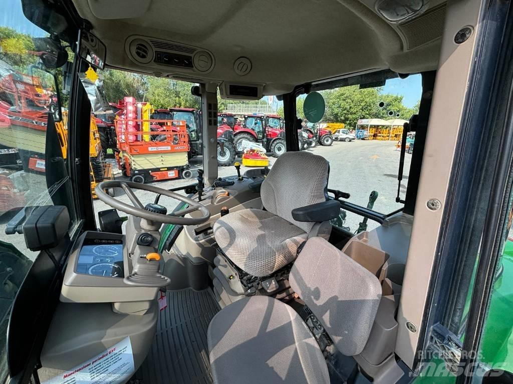 John Deere 6100 MC 트랙터