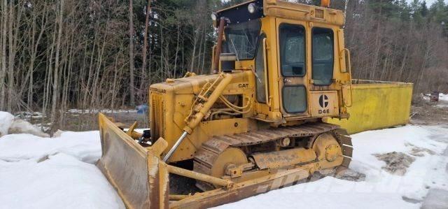 CAT D4E 크롤러 도저