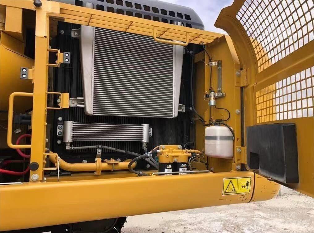 CAT 330 D 대형 굴삭기 29톤 이상