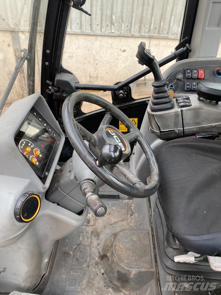 JCB TM 320 S 농업용 텔레 핸들러