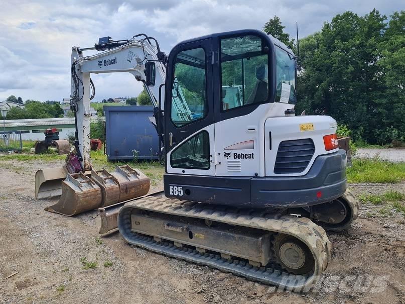 Bobcat E 85 중형굴삭기 7톤-28톤