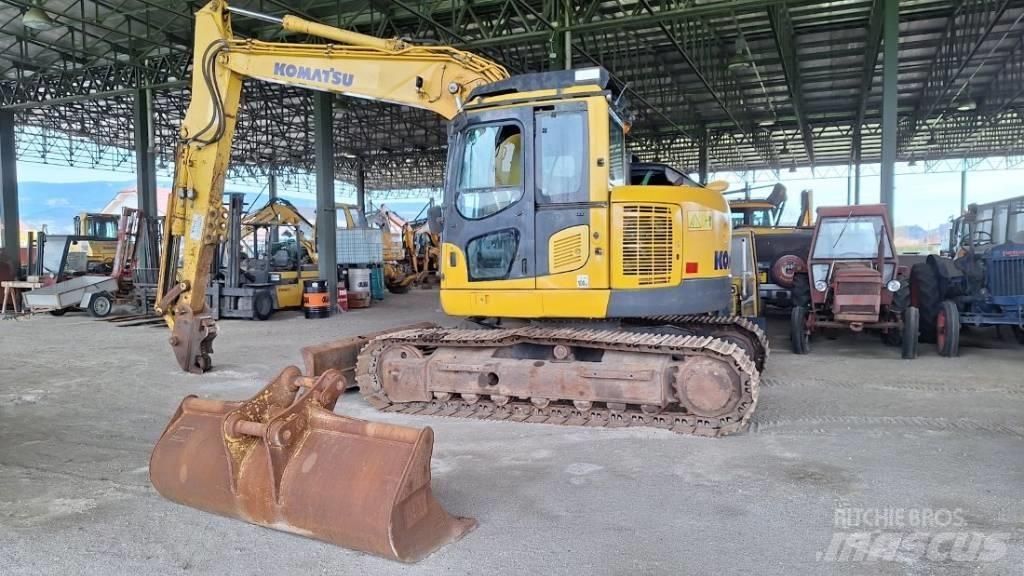 Komatsu 138US-8 대형 굴삭기 29톤 이상