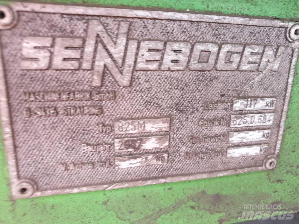 Sennebogen 825M-C 폐기물/산업 처리기