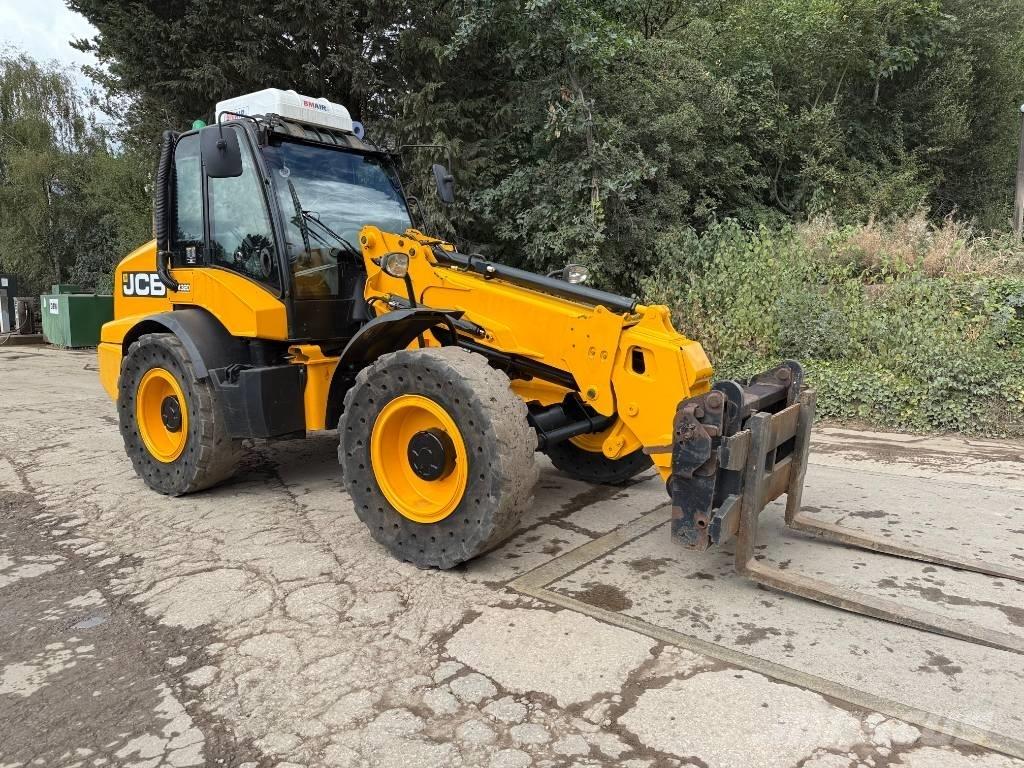 JCB TM 320 S  휠로우더