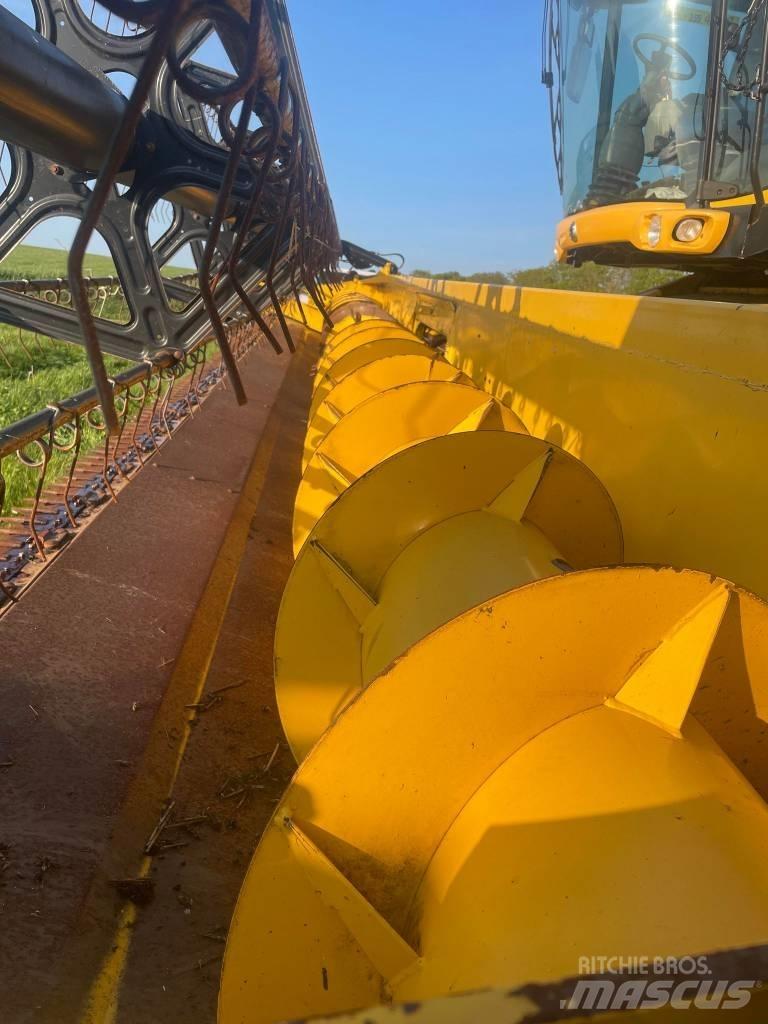New Holland CX 8090 콤바인 수확기