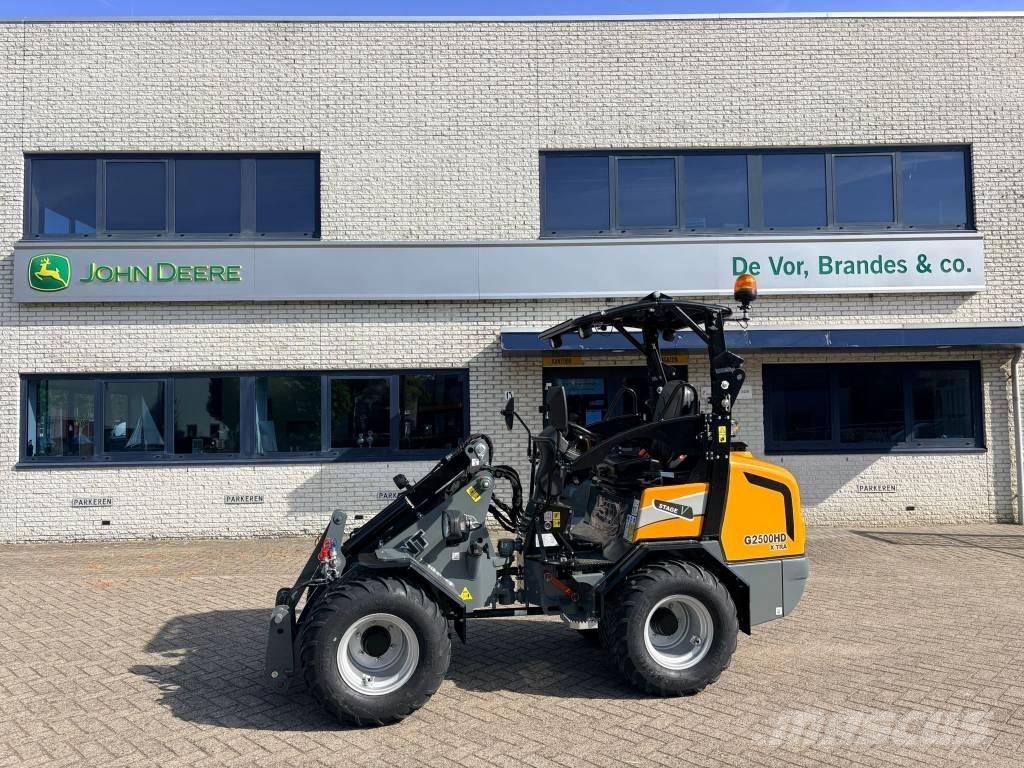 Giant G2500HD Xtra 미니 로더