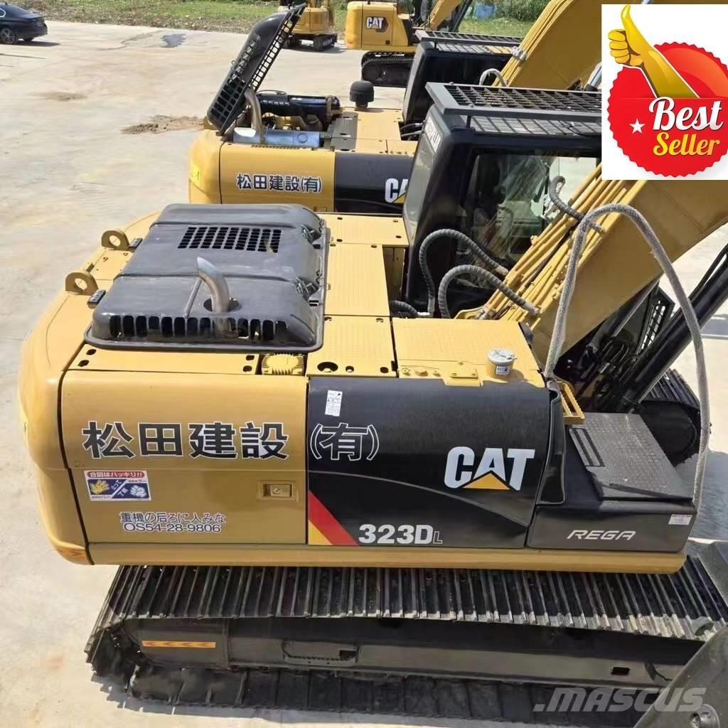 CAT 323 D L 대형 굴삭기 29톤 이상