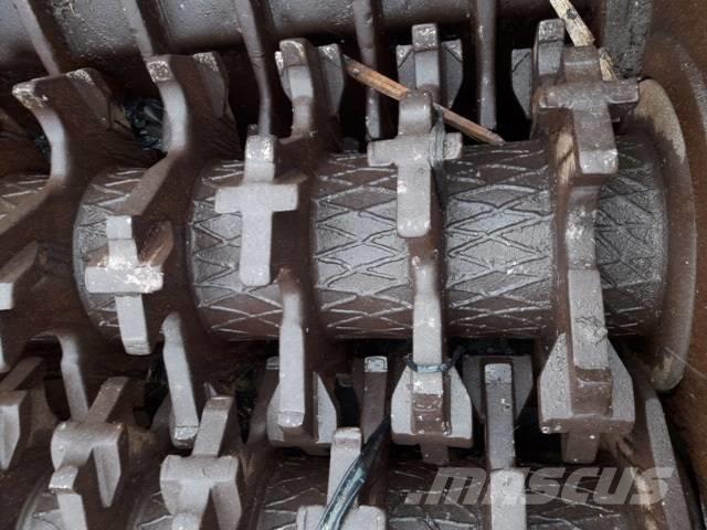 EuRec Z85 폐기물 분쇄기