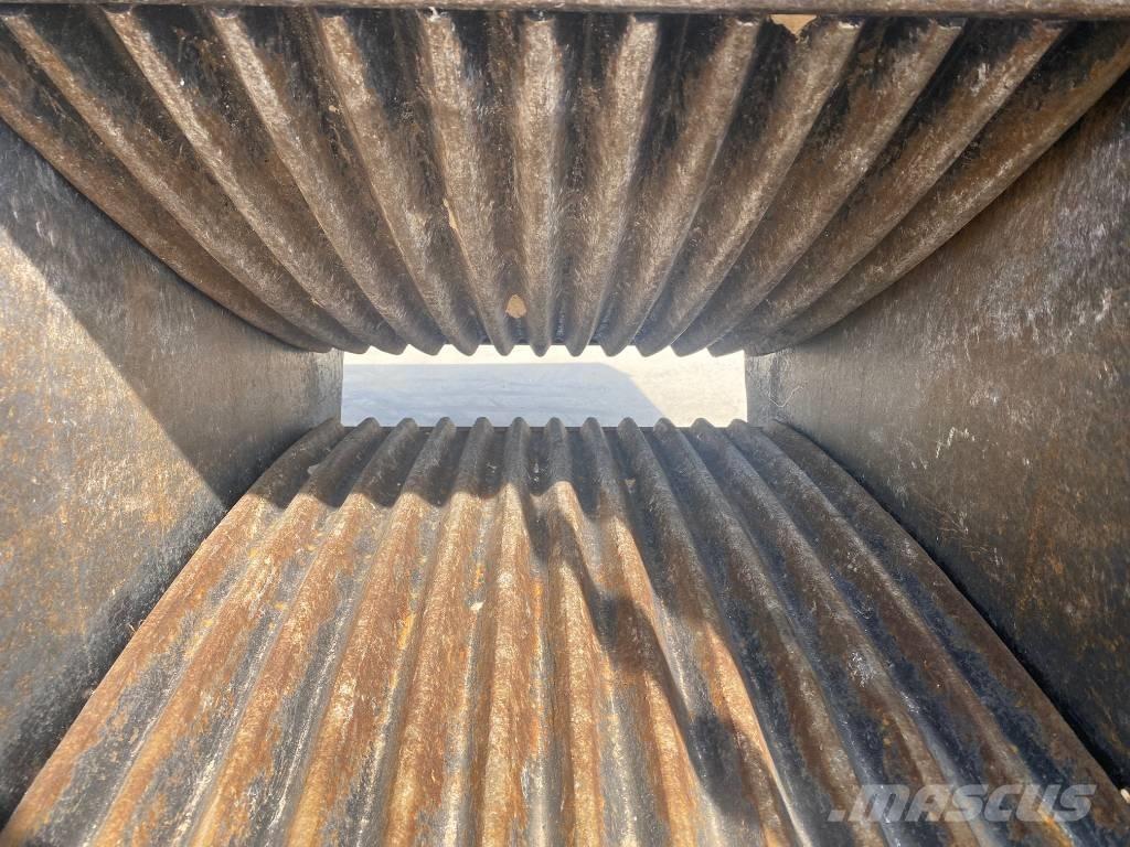 MB Crusher BF60.1 S4 기타 어태치먼트 및 부속품