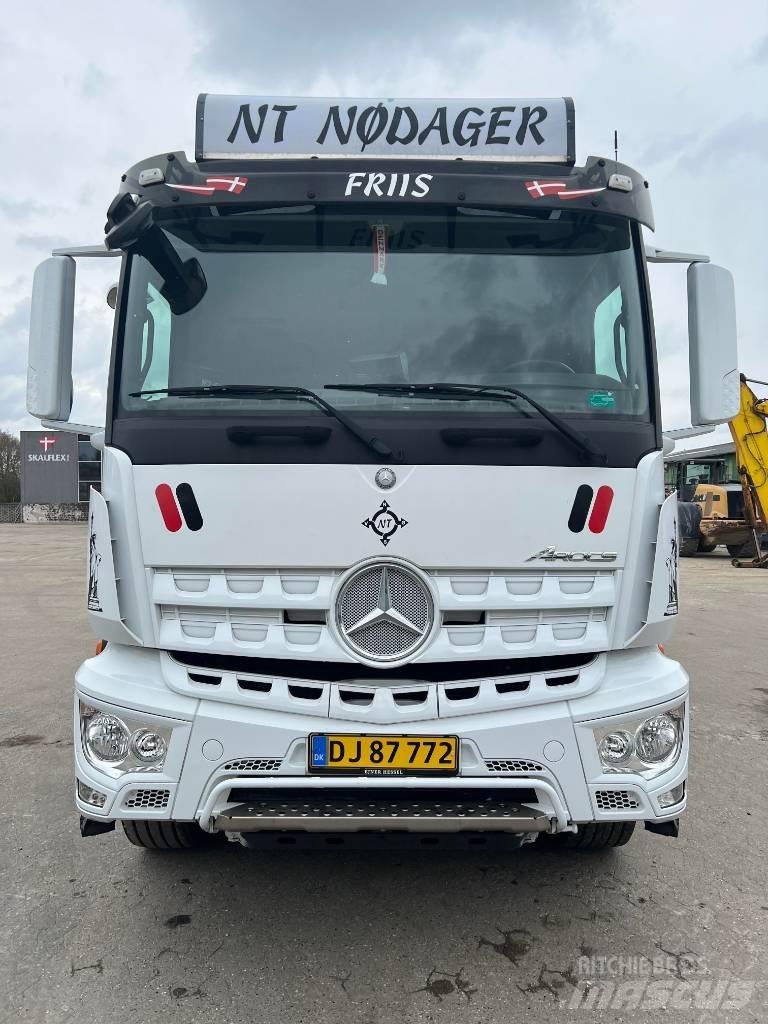 Mercedes-Benz 3246 크레인 트럭