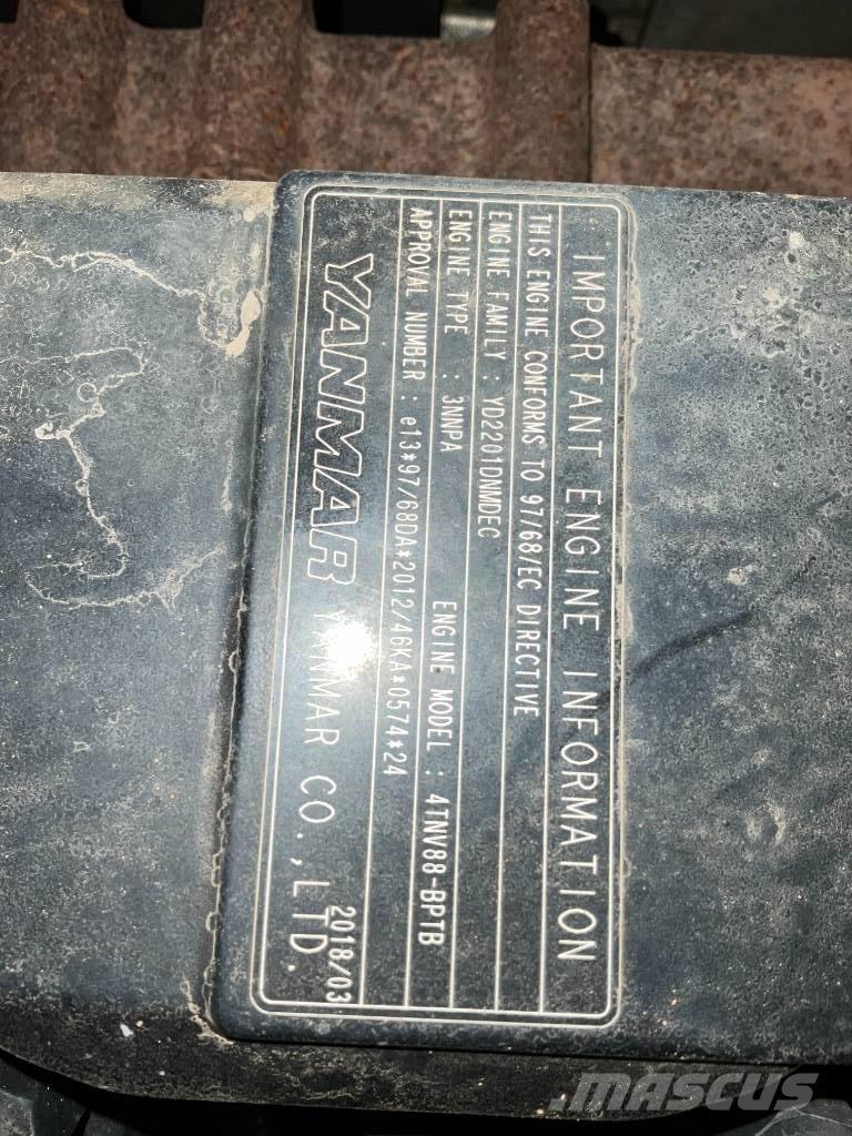 Takeuchi TB 250 소형 굴삭기 7톤 미만