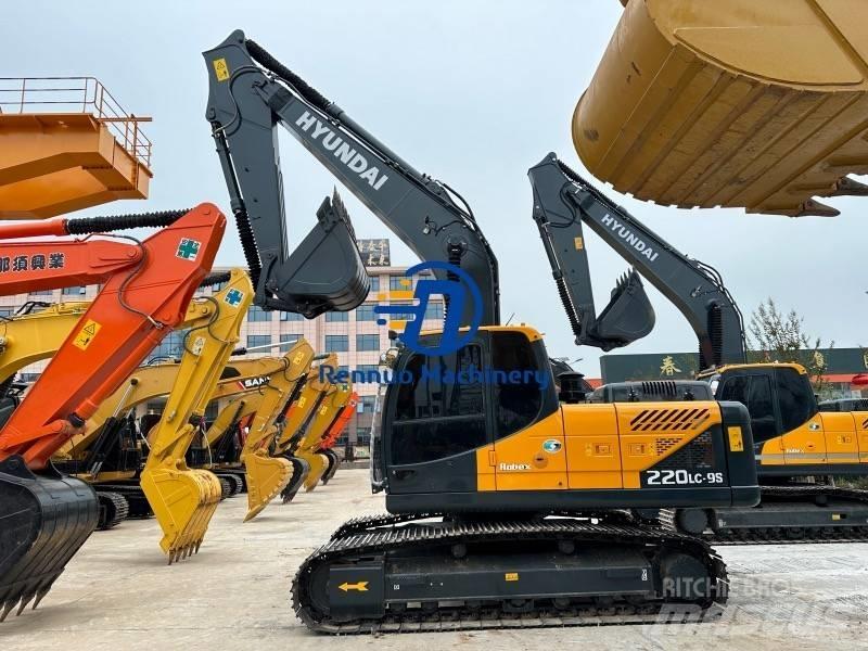 Hyundai R220LC-9S 대형 굴삭기 29톤 이상