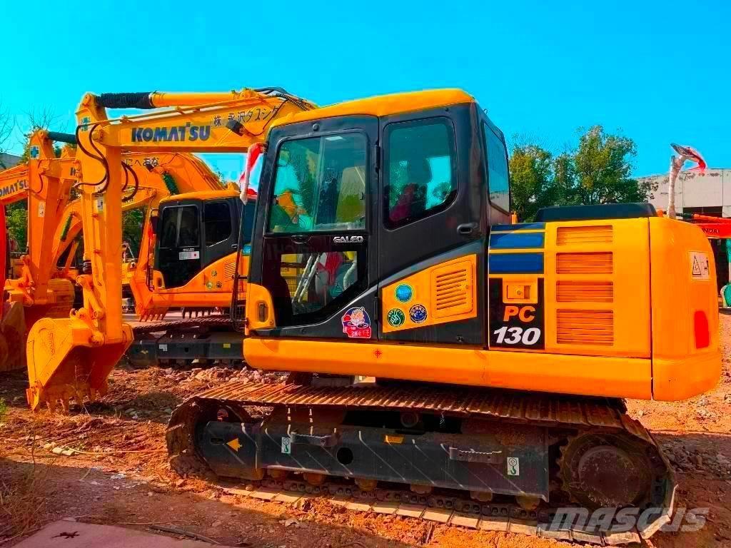 Komatsu PC 130 대형 굴삭기 29톤 이상