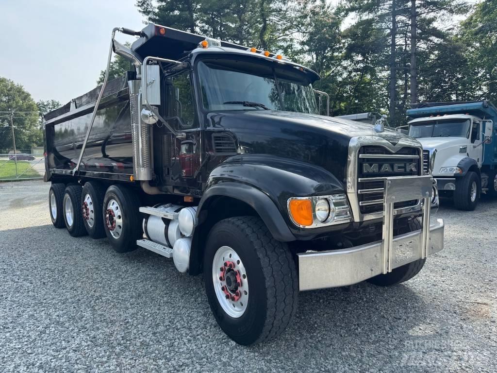 Mack Granite CV 713 덤프 트럭