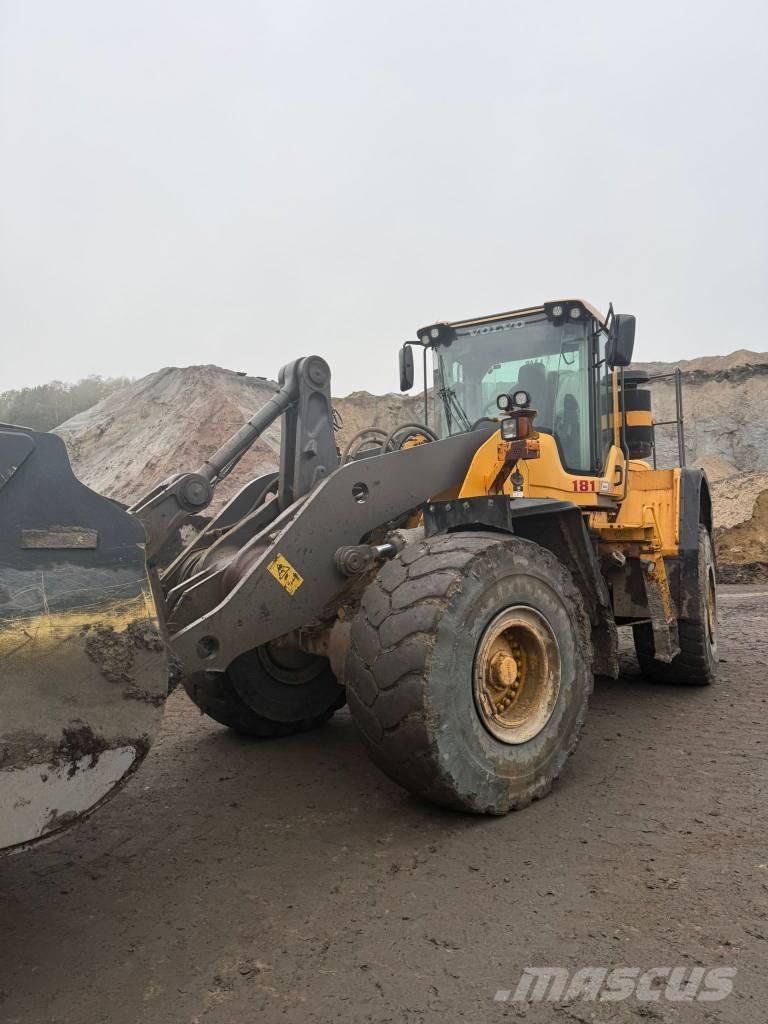 Volvo L180F  휠로우더