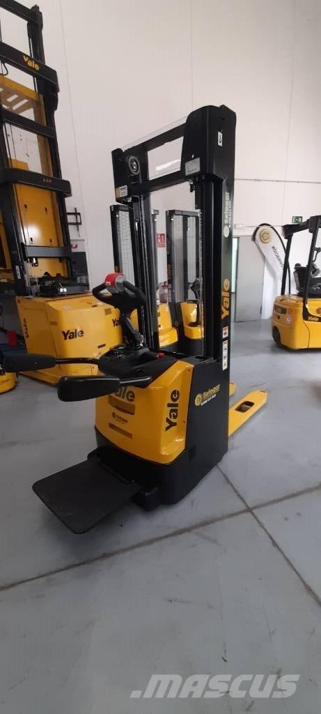 Yale MS12X 포크리프트