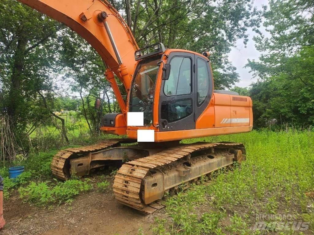 Doosan DX 220 LCA 대형 굴삭기 29톤 이상