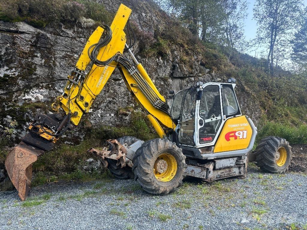 Menzi Muck A91 특수 굴삭기