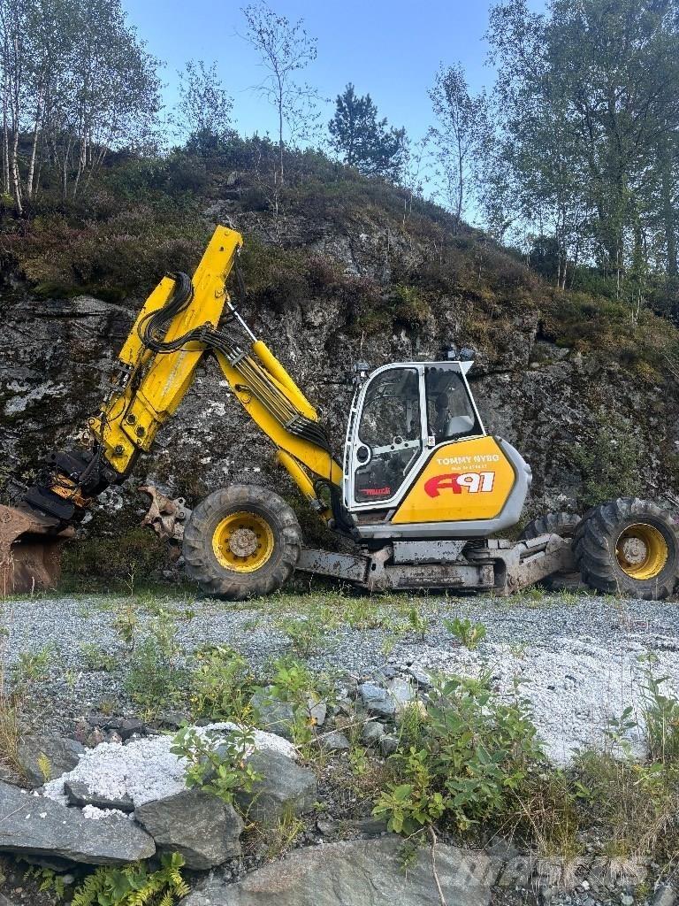 Menzi Muck A91 특수 굴삭기
