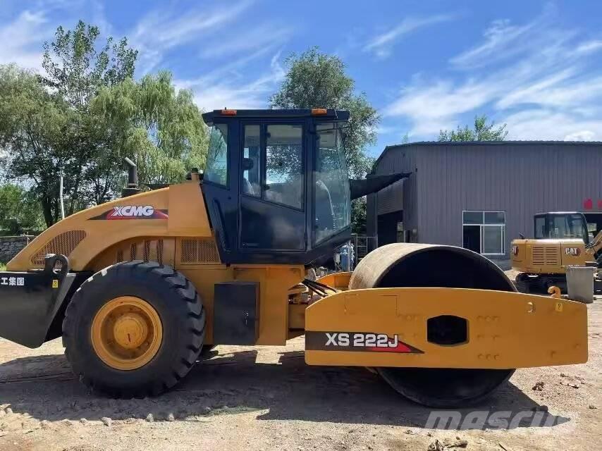 XCMG XS 223 J 싱글 드럼 롤러