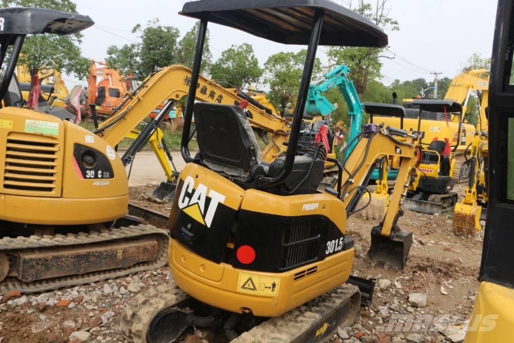 CAT 301.5 CR 소형 굴삭기 7톤 미만